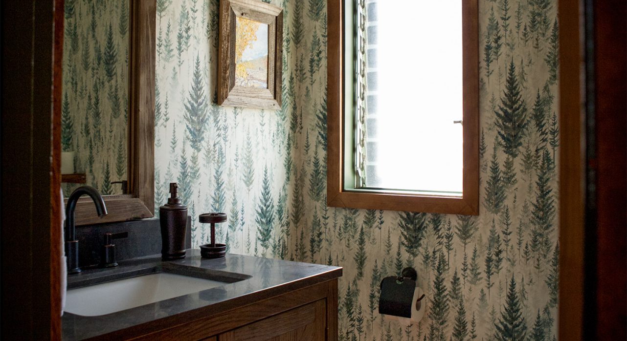 18-River-Willow_Bathroom-Main-Bedroom