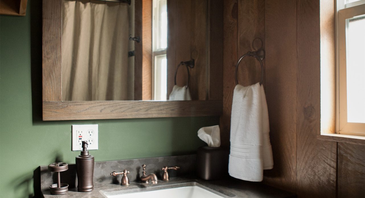 19-River-Willow_Main-Bathroom