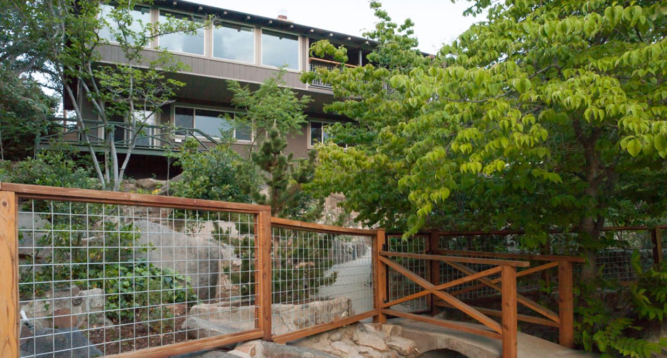 26-Lookout_Backyard-Canal